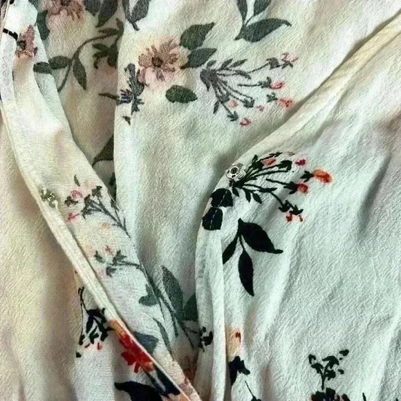 Kendall & Kylie Floral Long Sleeve Romper with adjustable straps, XS - Picture 5 of 10